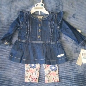 Calvin Klein Jeans Baby Girl 2 piece matching set Floral  Size 6-9M